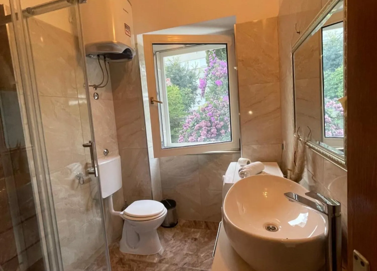 Beach Villa Apartment On Top Location, With Sea View And Exotic Garden Split